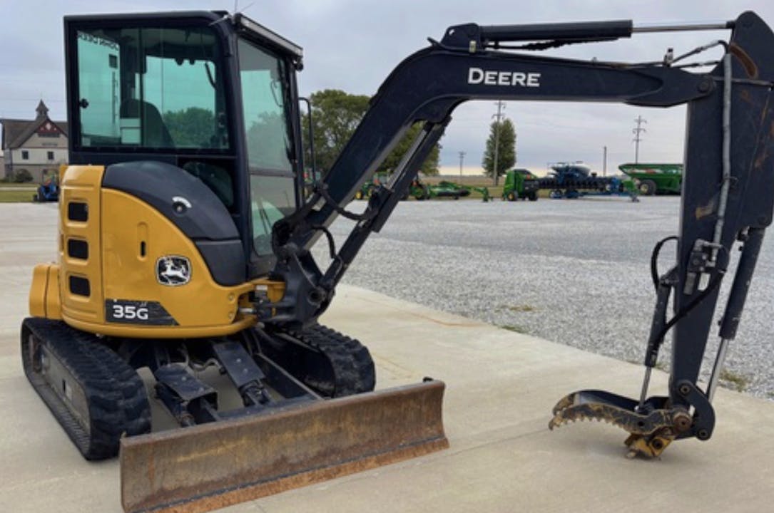 John Deere 35G