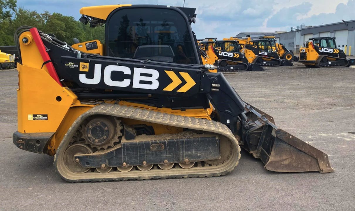 JCB 3TS-8T