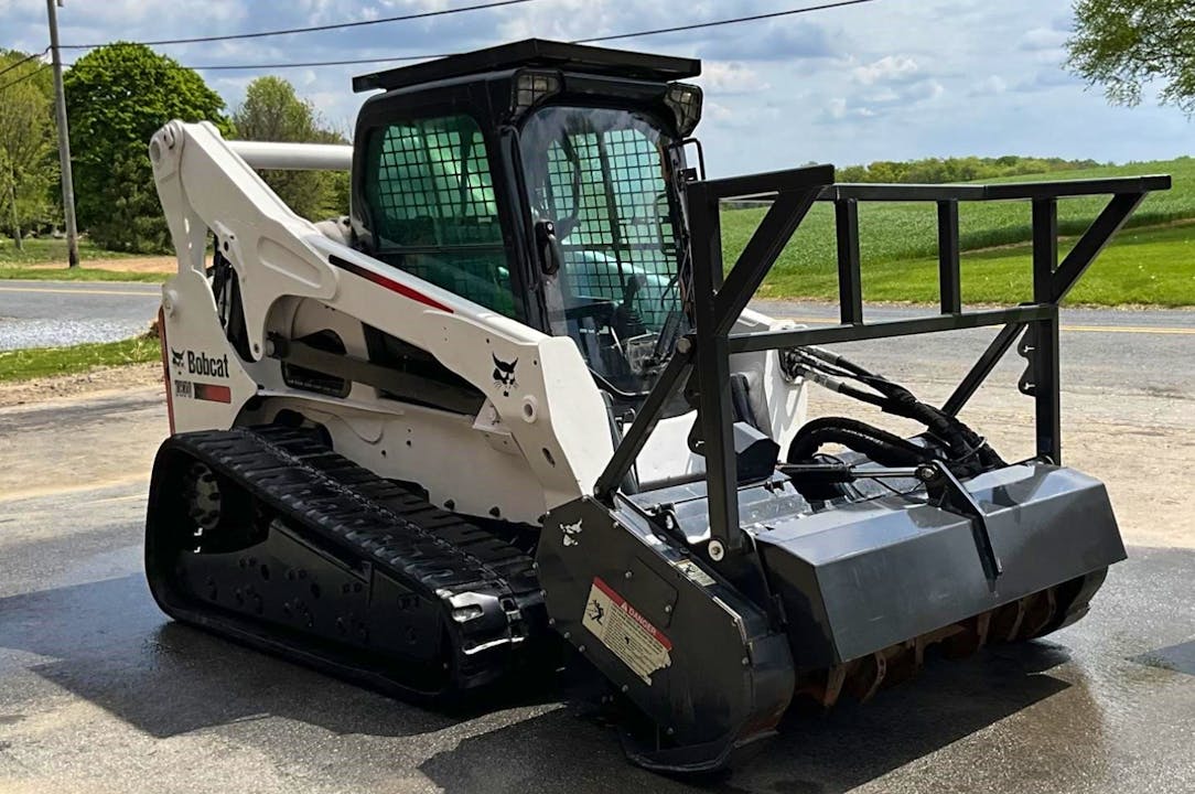 Bobcat T870