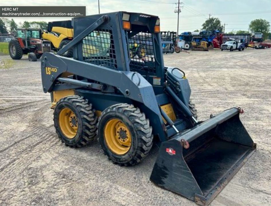 New Holland LS140