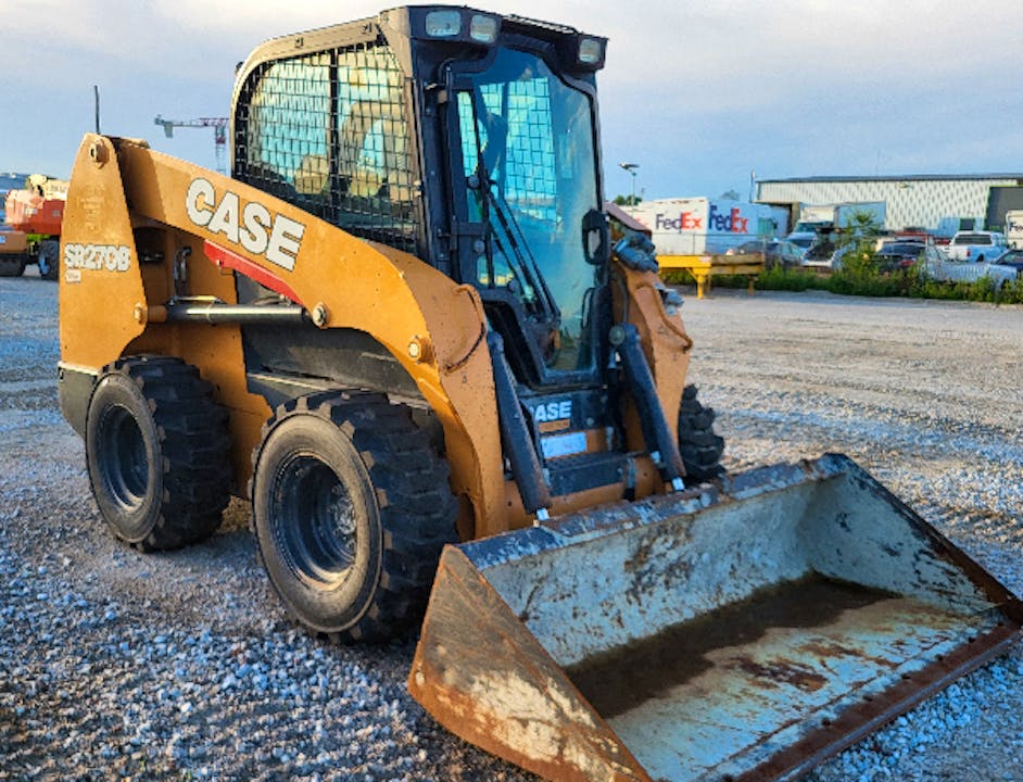 Case SR270B