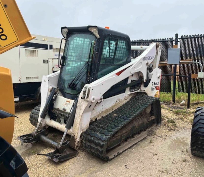 Bobcat T740