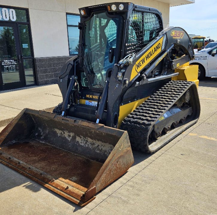 New Holland C337