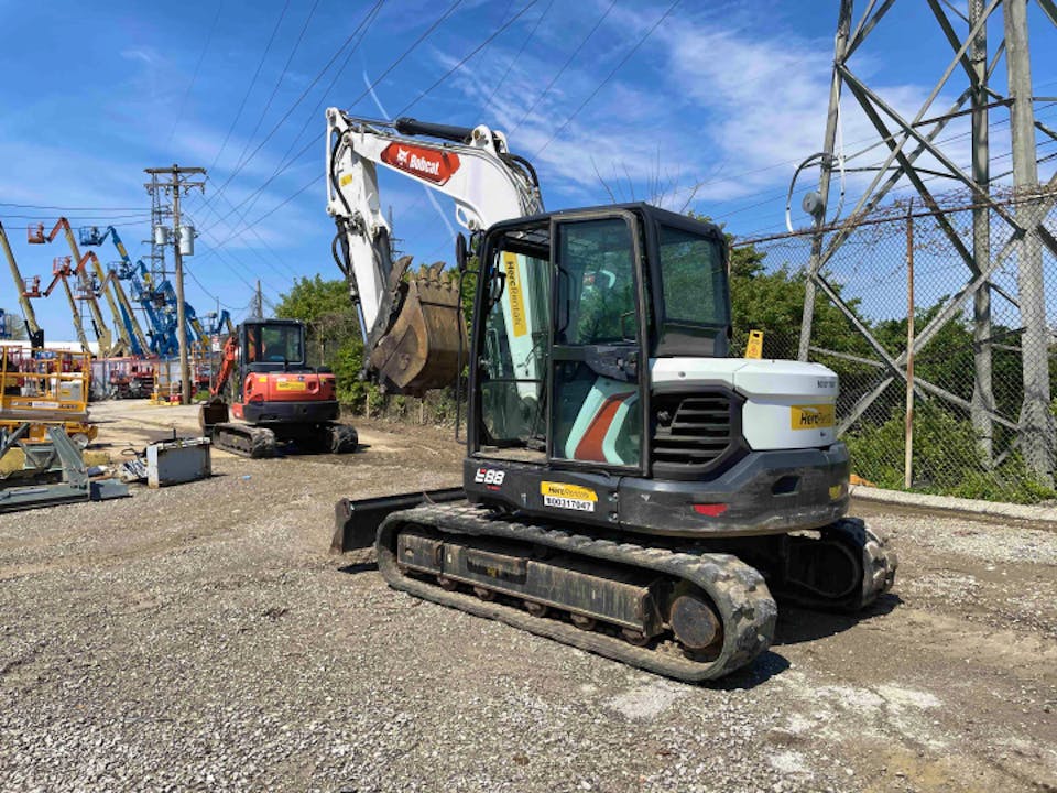 Bobcat E88