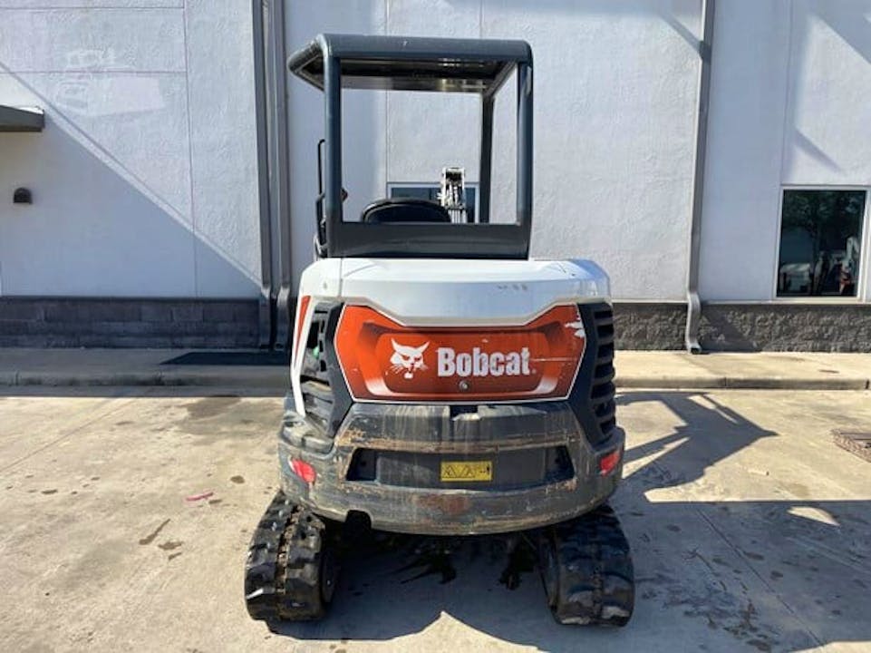 Bobcat E32