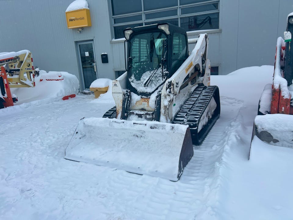 Bobcat T740