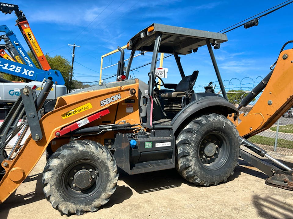 Case 580N