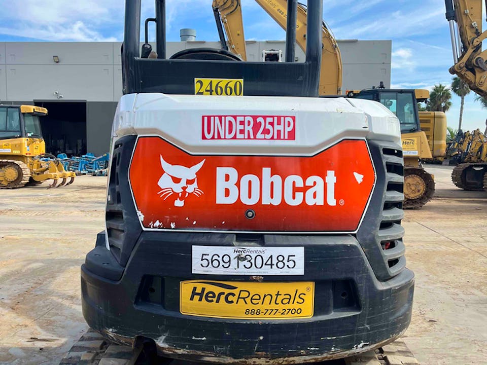 Bobcat E32