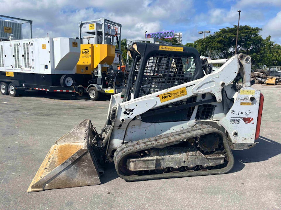 Bobcat T590