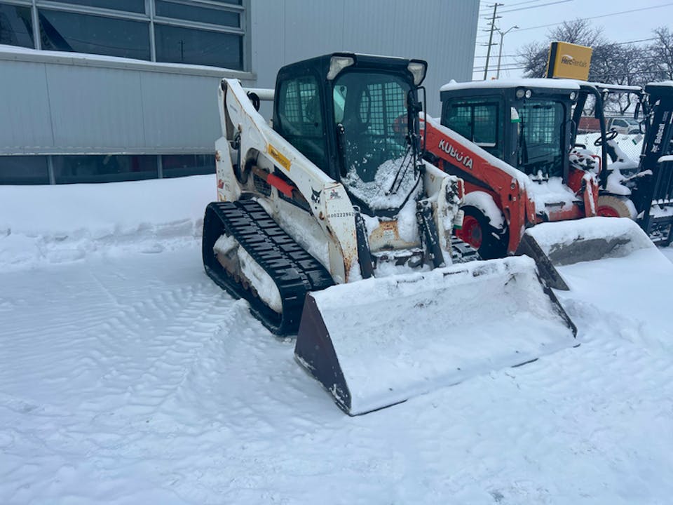 Bobcat T740