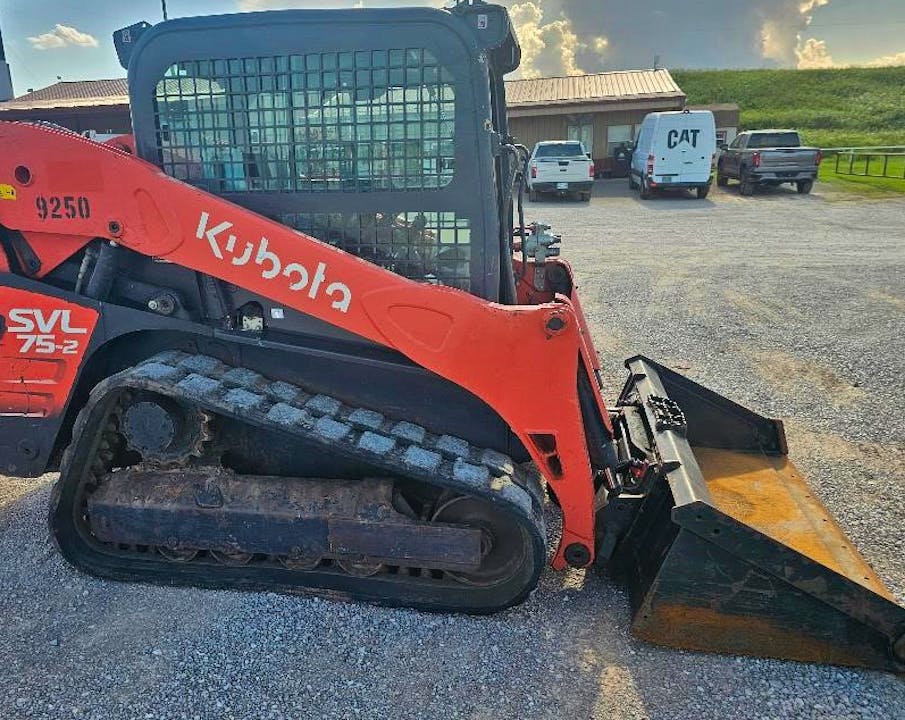 KUBOTA SVL75-2