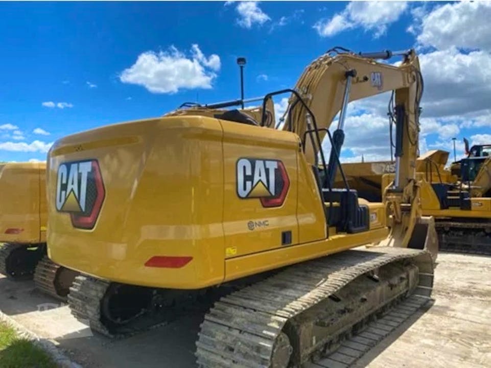 Caterpillar 330