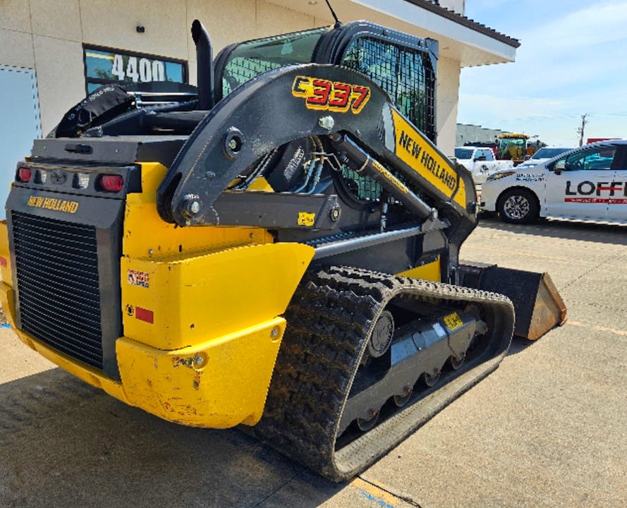 New Holland C337