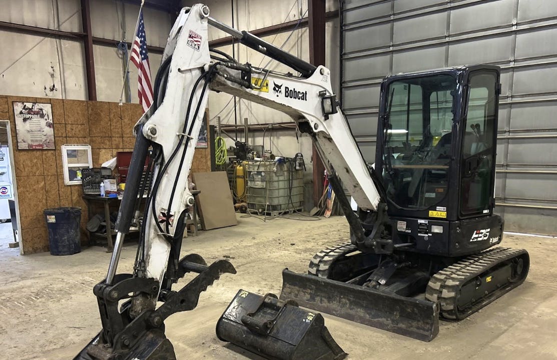 BOBCAT E35R2