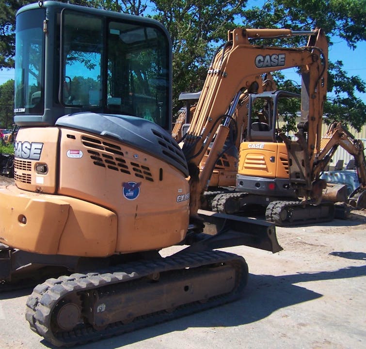 2015-case-cx36b-316095