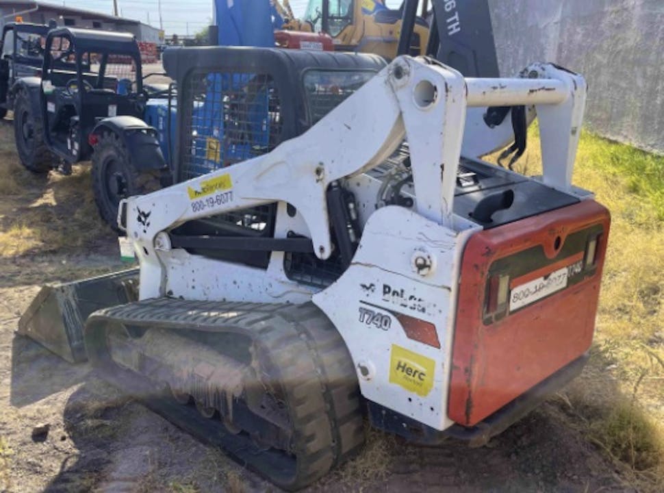 Bobcat T740