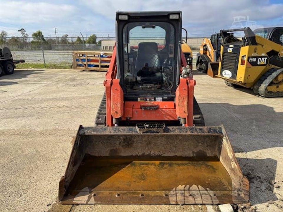 Kubota SVL75-2