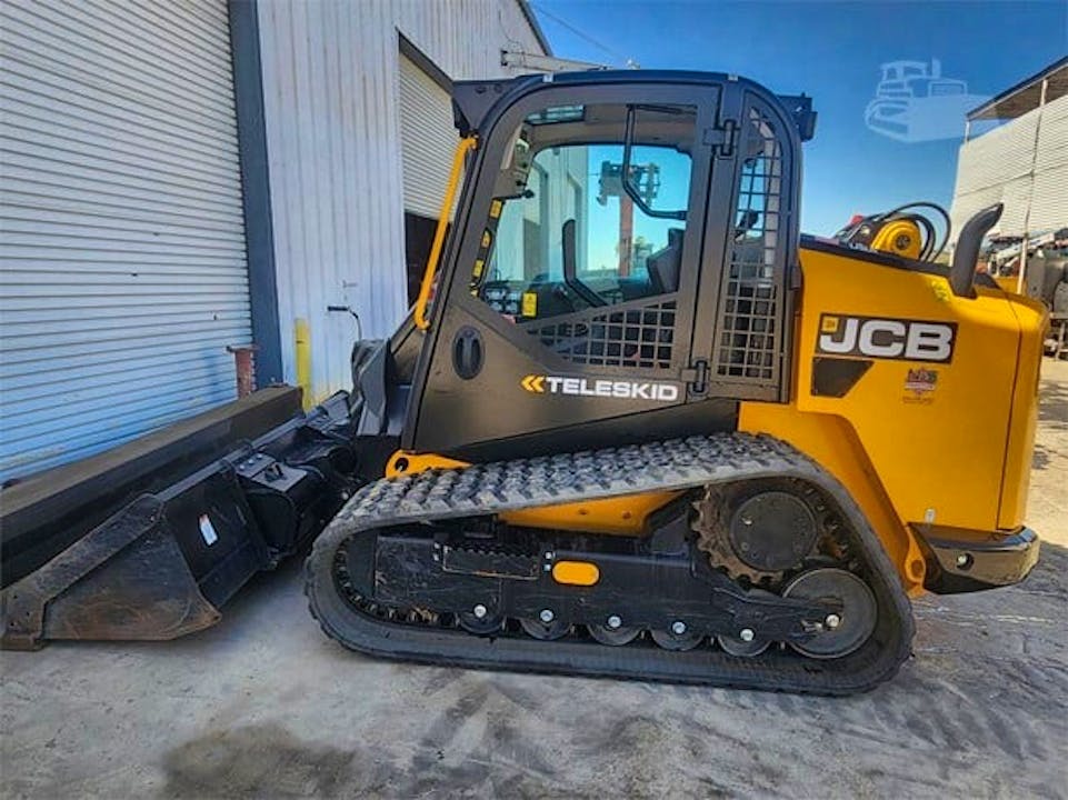 JCB 3TS-8T