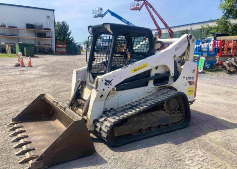 Bobcat T740