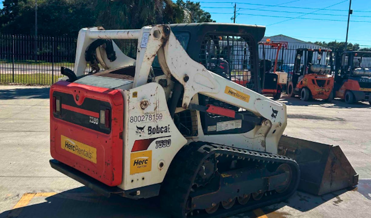 Bobcat T590