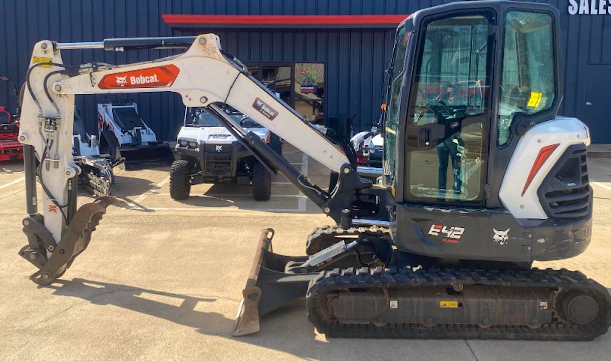 Bobcat E42R2