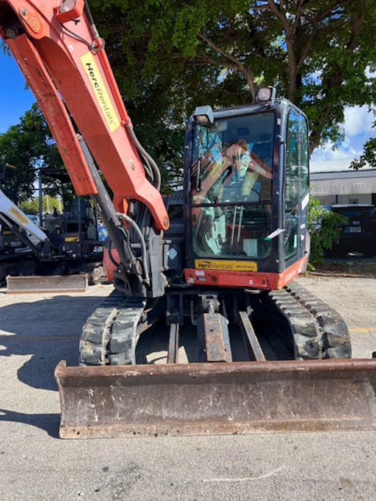 kubota KX080-4
