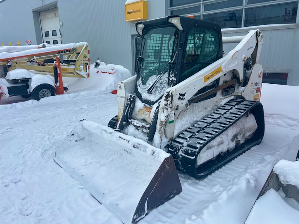 Bobcat T740