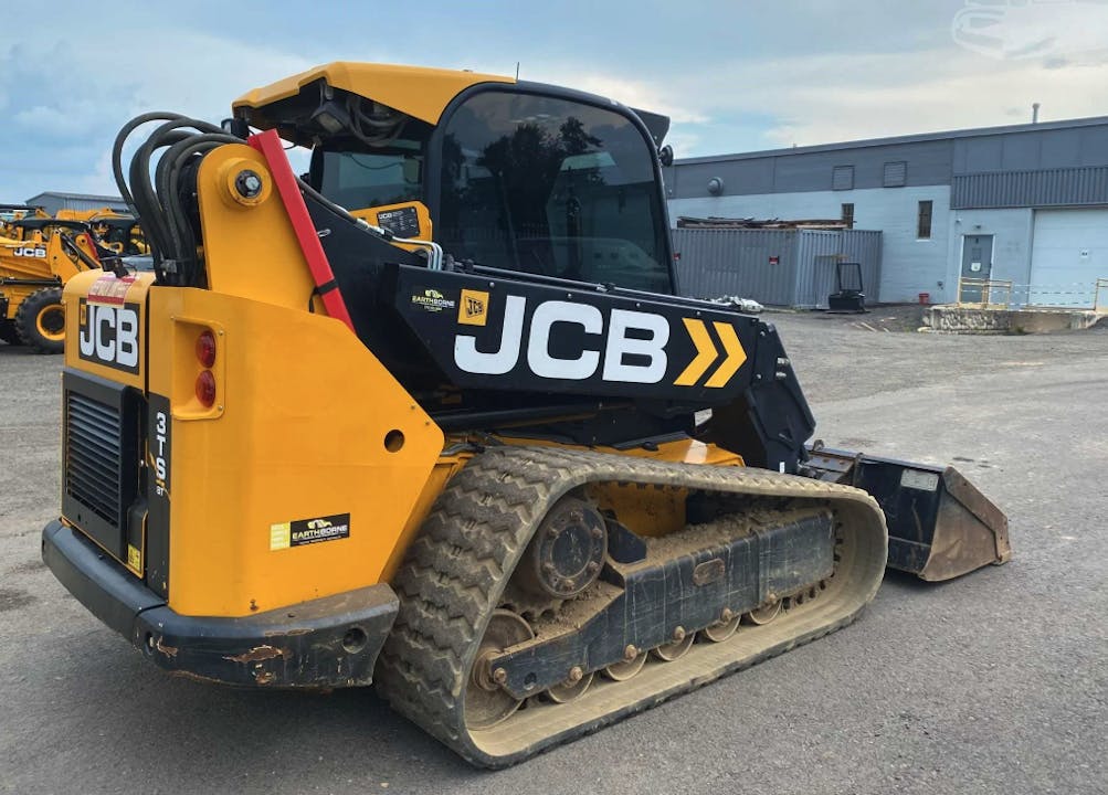 JCB 3TS-8T