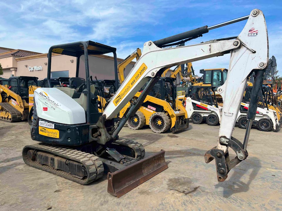 Bobcat E32