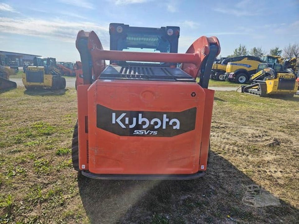 Kubota SSV75