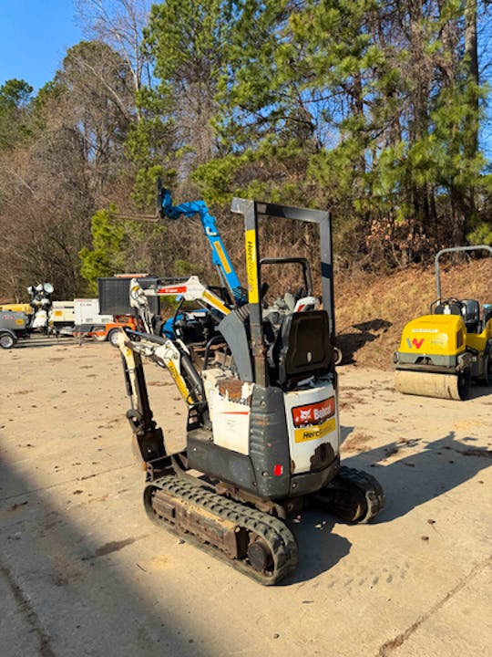 Bobcat E10