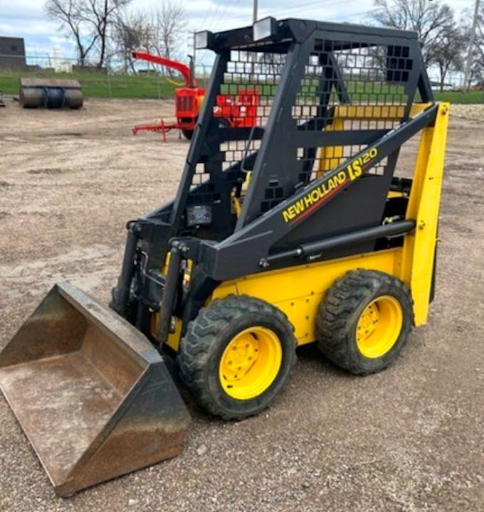 New Holland LS120
