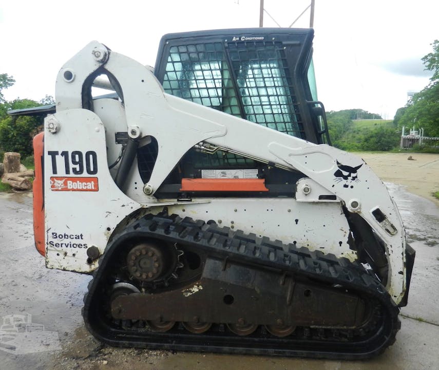 Bobcat T190