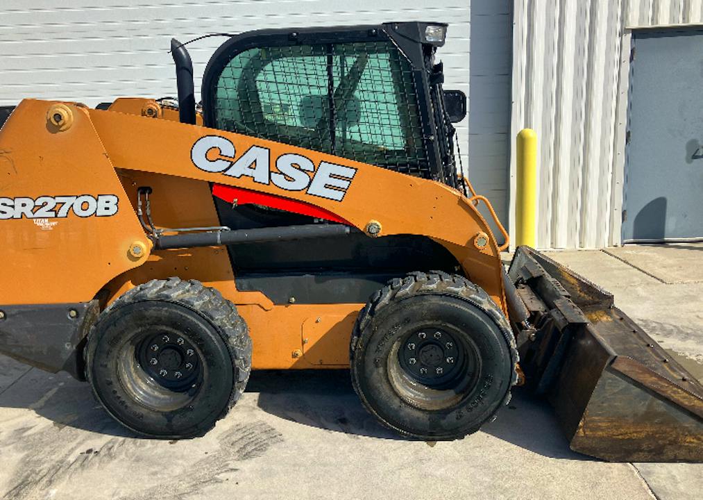 Case SR270B
