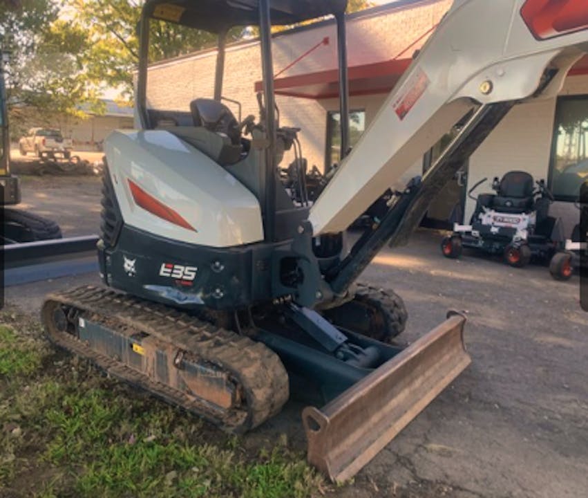BOBCAT e35