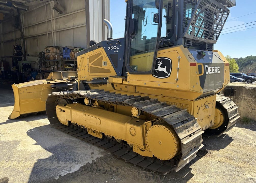 Deere 750L LGP
