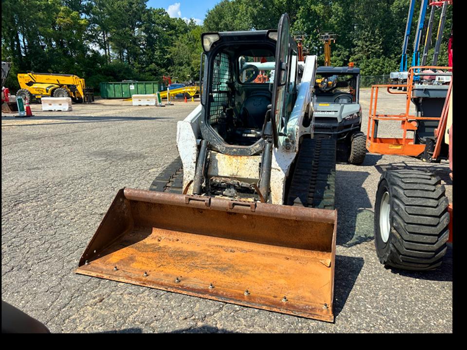 Bobcat T740